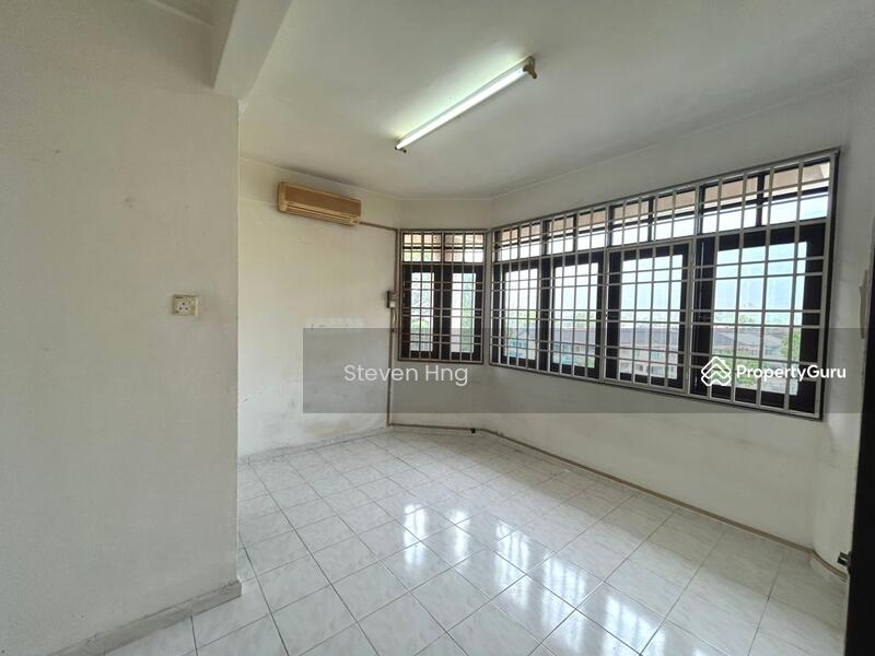 Untuk Dijual - Medan Lumba Kuda