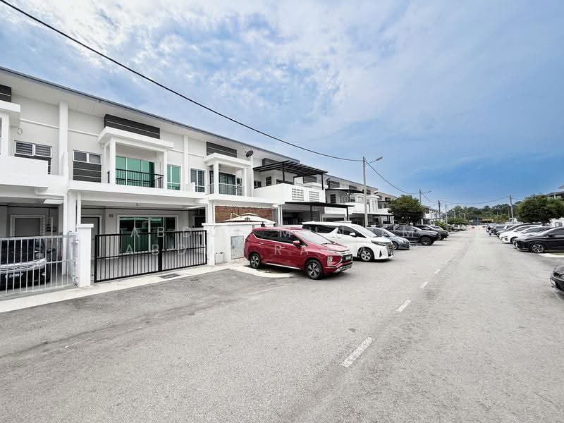 Rumah Teres 2-Tingkat untuk Dijual di Dengkil (Selangor) - Abdul Mun'im Abdul Rahman - PropertyGuru.com.my