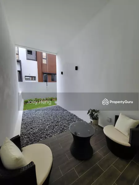 Bungalow House for Sale in Bandar Sri Sendayan (Negeri Sembilan) - Joey Heng - PropertyGuru.com.my