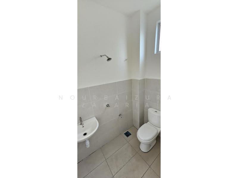 2-storey Terraced House for Sale in Banting (Selangor) - NOURBAIZURA ZAKARIA - Bathroom - PropertyGuru.com.my
