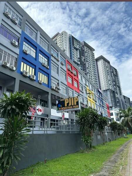Office for Rent in Seksyen 13 (Petaling Jaya) - Nur Liyana . - PropertyGuru.com.my