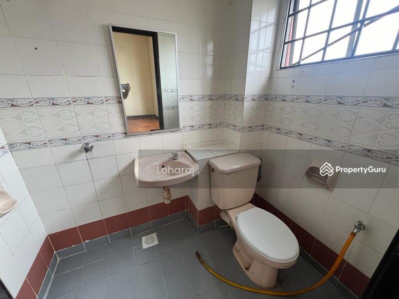 PUTRA HEIGHTS, Section 8, Putra Heights, Subang Jaya, Selangor, 4 Bedrooms, 1600 sqft, 2storey