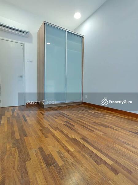 Untuk Disewa - Pacific Star