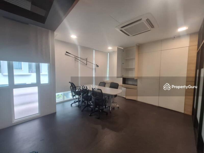 For Rent - 10 Boulevard