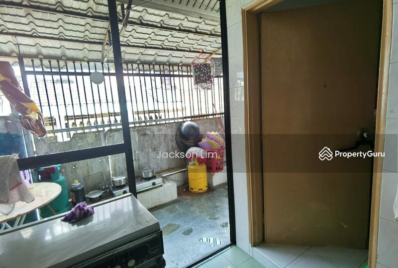 Untuk Dijual - Jalan Suria Bandar Seri Alam