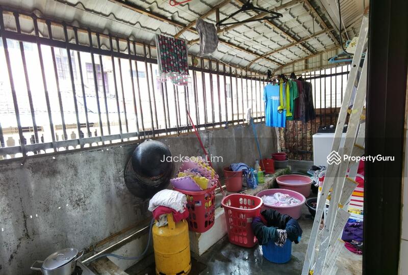 Untuk Dijual - Jalan Suria Bandar Seri Alam