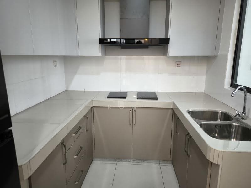 Kediaman Servis untuk Disewa di Ten Kinrara - Ron Liew - Kitchen - PropertyGuru.com.my