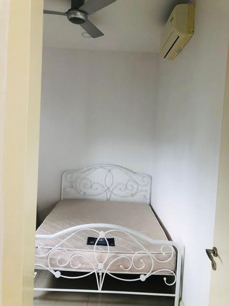Service Residence for Sale at D'Pristine - Kelly Chen - Bedroom - PropertyGuru.com.my