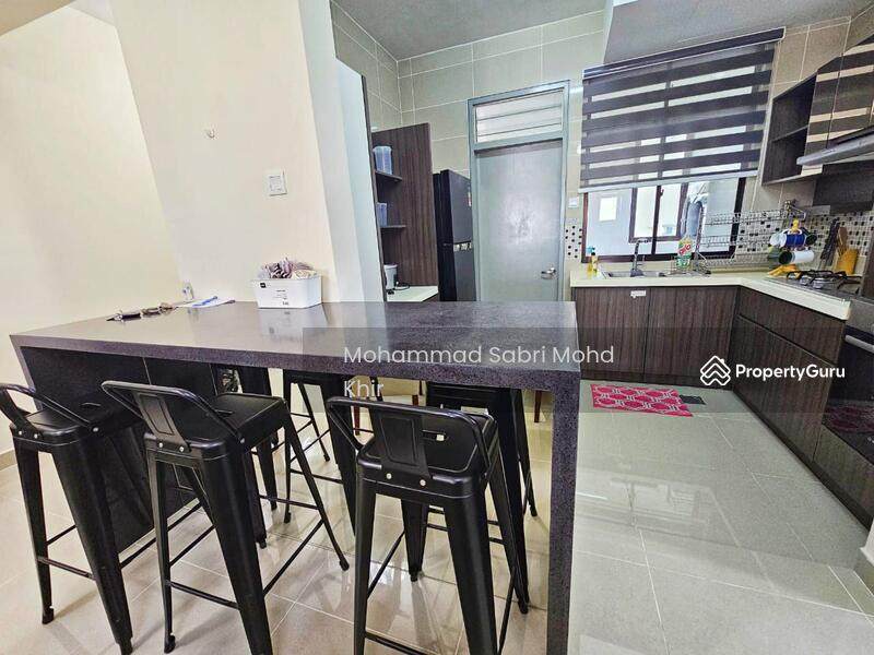 Kitchen with bar table