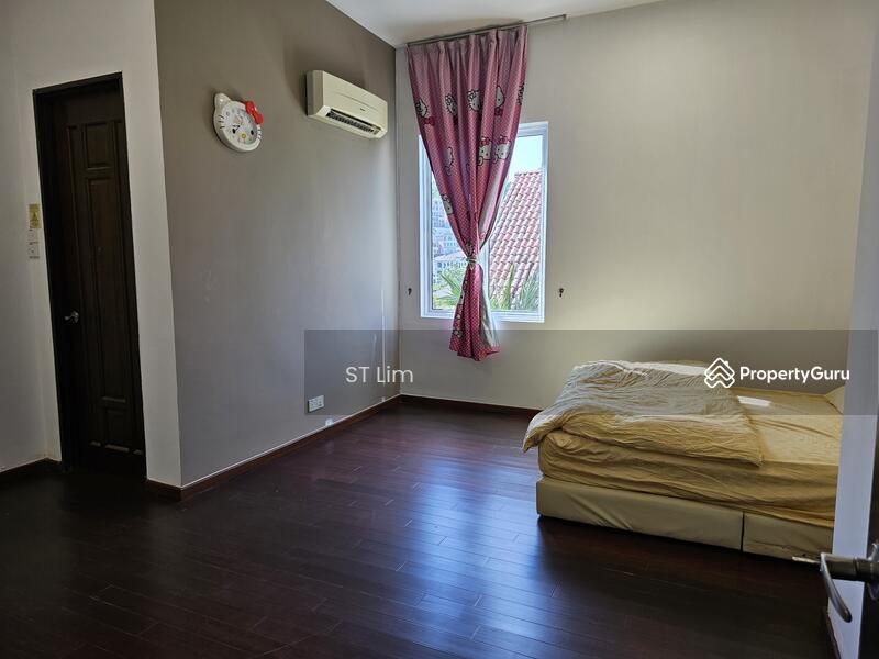 For Sale - 4-storey Bungalow 4821sf at Hilltop in Batu Ferringhi
