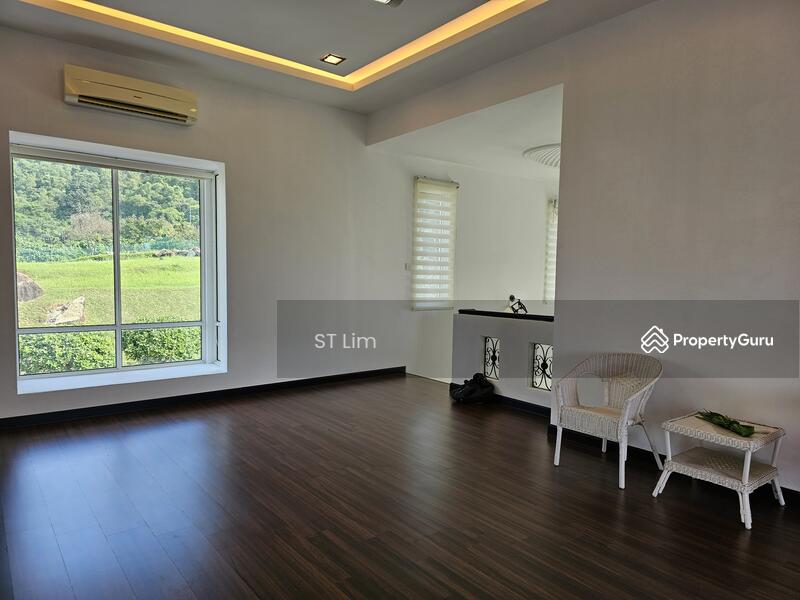 For Sale - 4-storey Bungalow 4821sf at Hilltop in Batu Ferringhi