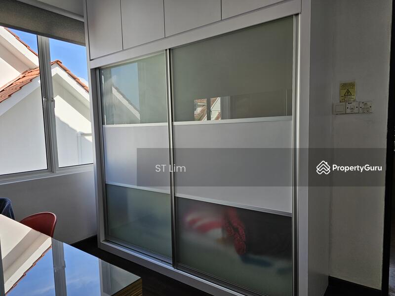 For Sale - 4-storey Bungalow 4821sf at Hilltop in Batu Ferringhi