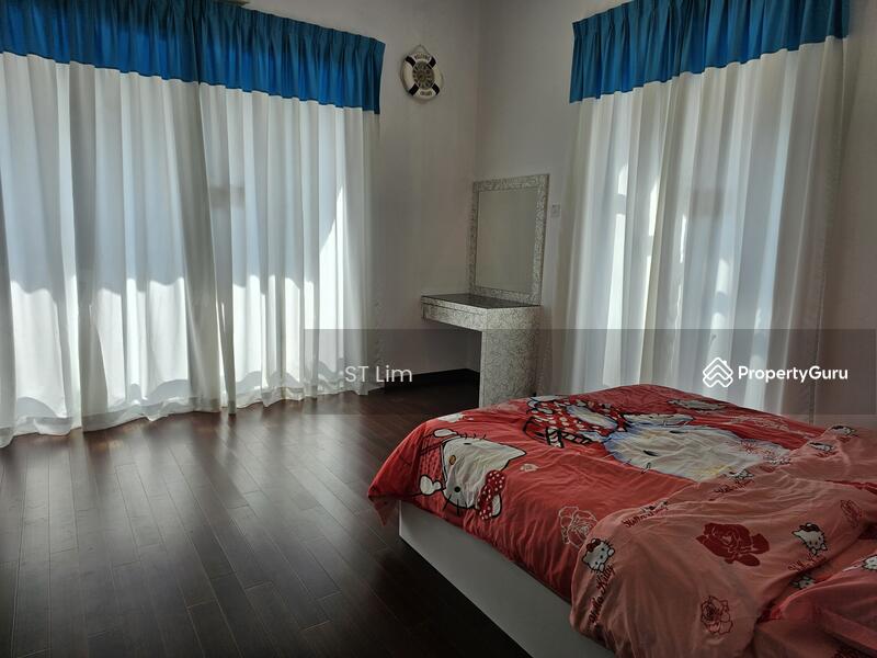 For Sale - 4-storey Bungalow 4821sf at Hilltop in Batu Ferringhi