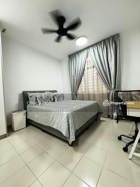 For Sale - 199K 7KM to SHOPPING MALL【FULLY FURNISHED + HIGH CASHBACK】1200SQFT BALCONY & YARD, SALAK TINGGI
