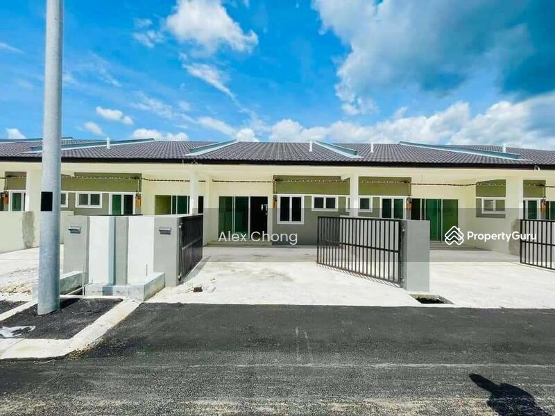 bernam jaya, Sabak Bernam, Selangor, 3 Bedrooms, 900 sqft, 1storey