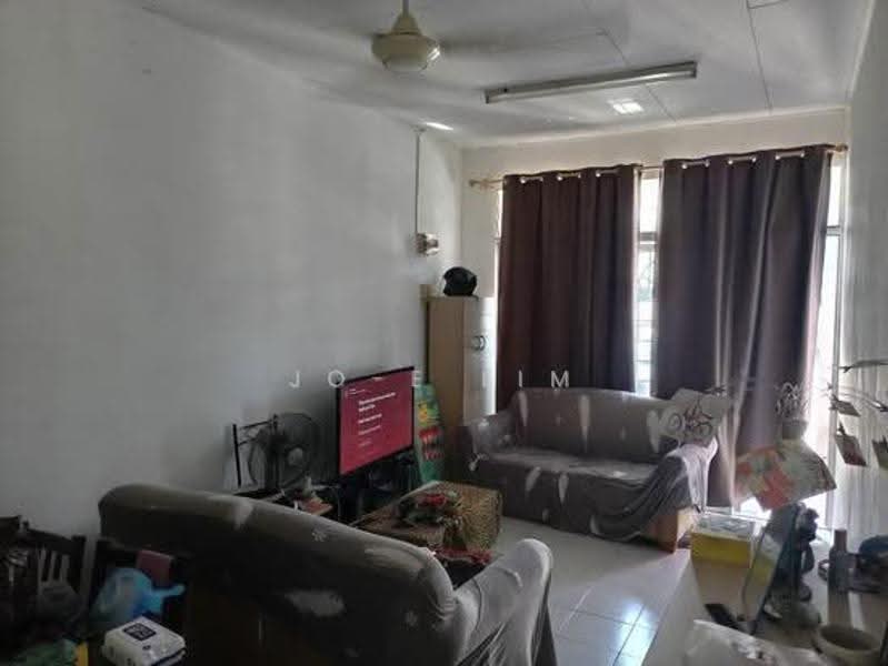 1-storey Terraced House for Rent in Labu (Negeri Sembilan) - Jo-e Lim - Living Room - PropertyGuru.com.my
