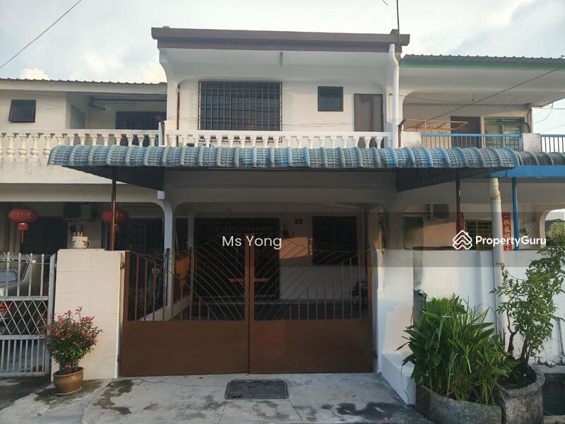 Gunung Rapat Pekan Razaki Ampang Taman Cempaka Ipoh Perak, Gunung Rapat