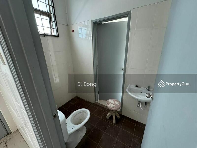 Untuk Dijual - Terrace house at Cheng