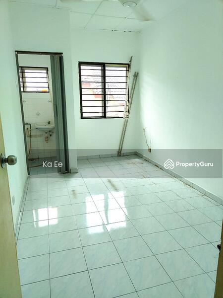 Terraced House for Sale in Rawang (Selangor) - Ka Ee - PropertyGuru.com.my
