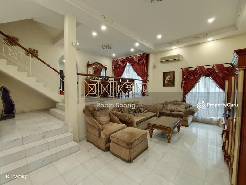 For Sale - 3 Storey Freehold Semi D in Bukit Beruang