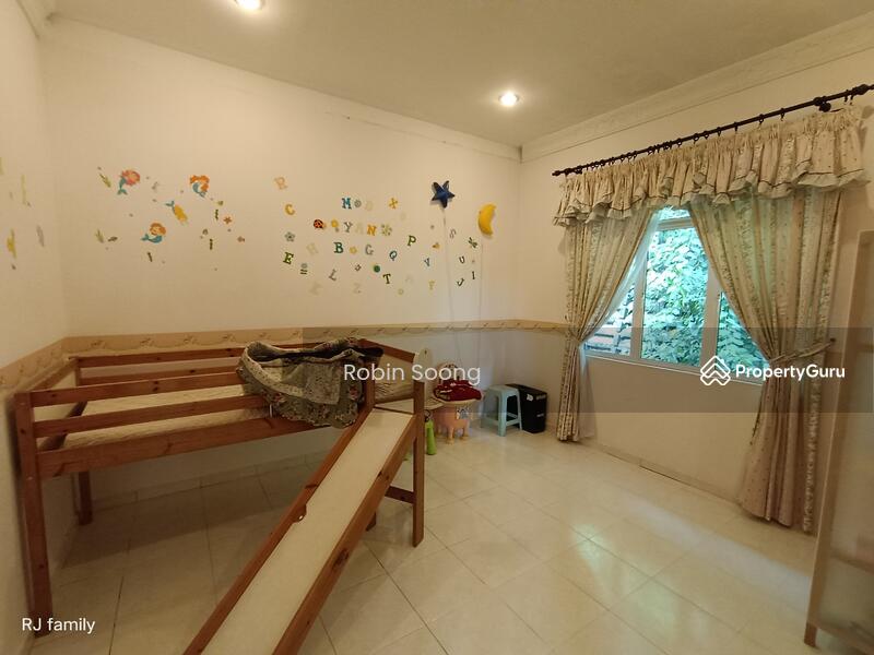 For Sale - 3 Storey Freehold Semi D in Bukit Beruang