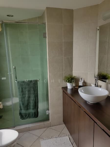 Kondominium untuk Disewa di Pantai Panorama Condominiums - ML Cheong - Bathroom - PropertyGuru.com.my