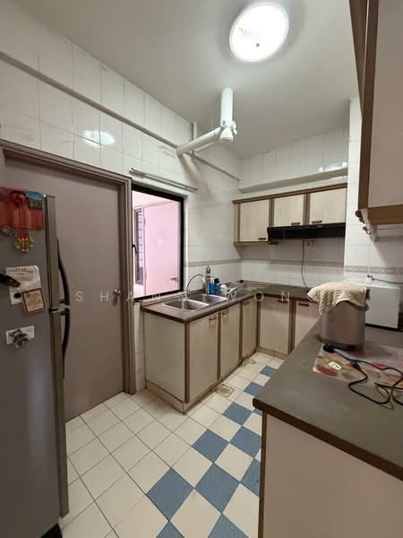 Condominium for Sale at Prima 16 (Prima Sixteen) - Shann Wong - Kitchen - PropertyGuru.com.my