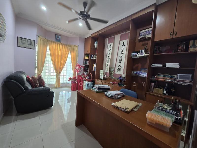 Bungalow House for Sale in Kampung Gertak Merah (Johor Bahru) - Au Yong Lucy - Study - PropertyGuru.com.my