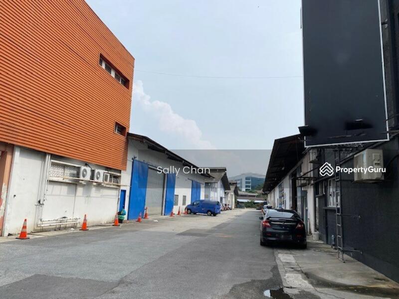 Untuk Dijual - PJ Main Road. 3 Acres Prime Limited Commercial Potential Property for Sale.