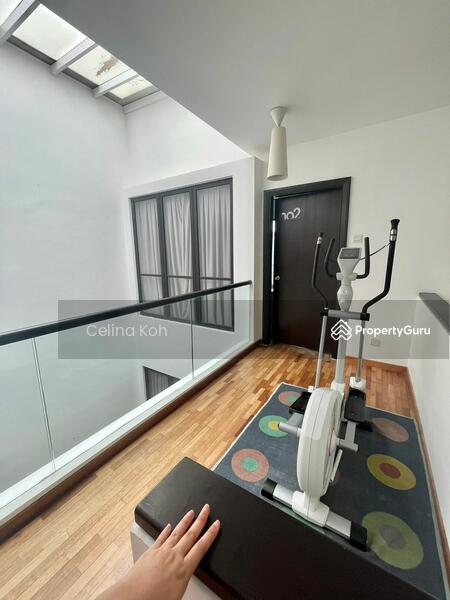 3-storey Terraced House for Sale in Valencia (Sungai Buloh) - Celina Koh - PropertyGuru.com.my