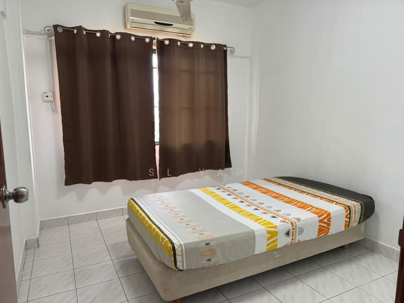 Apartment for Rent at Arena Green - SL Yap - Bedroom - PropertyGuru.com.my