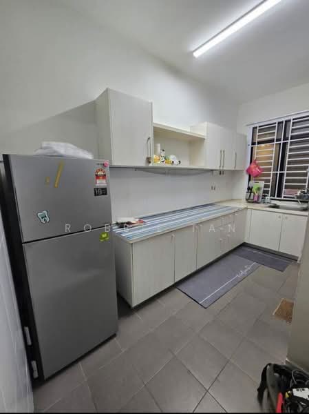 Rumah Teres 2 Tingkat untuk Dijual di Permas Jaya (Johor) - Robbie Tan - Kitchen - PropertyGuru.com.my