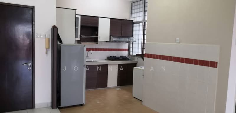 Kondominium untuk Dijual di Lakes Condominiums / Pangsapuri Tasik - Joanna Tan - Kitchen - PropertyGuru.com.my