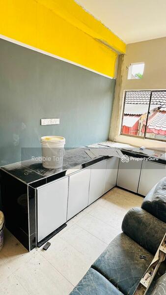 For Sale - Taman Universiti Low Cost Corner