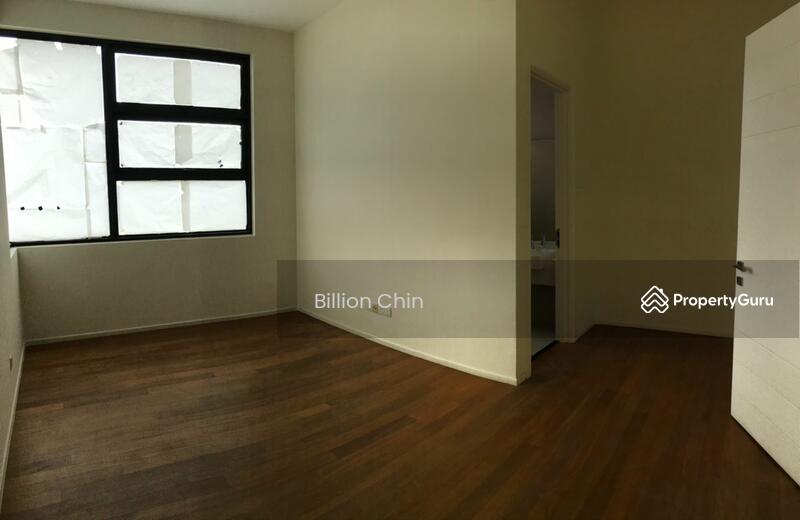 NEW 3 Sty Semi D landed House Pantai Jerjak Queensbay Oakridge Bare