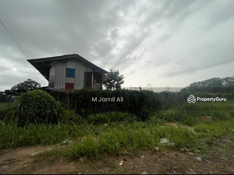 Tanah Perindustrian untuk Dijual di Taman Sri Kluang (Kluang) - M Jamil Ali - PropertyGuru.com.my