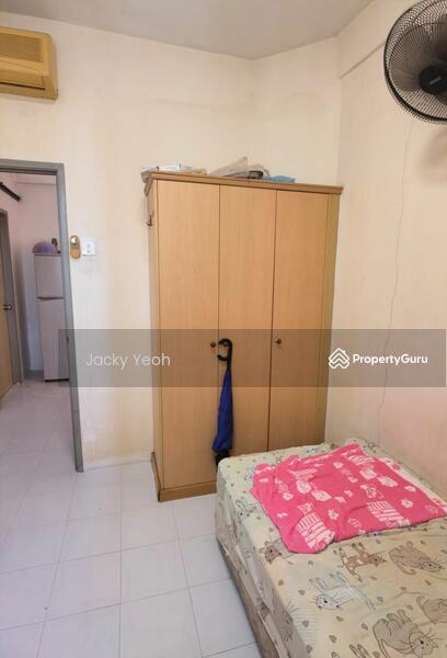 For Rent - Kingfisher Series