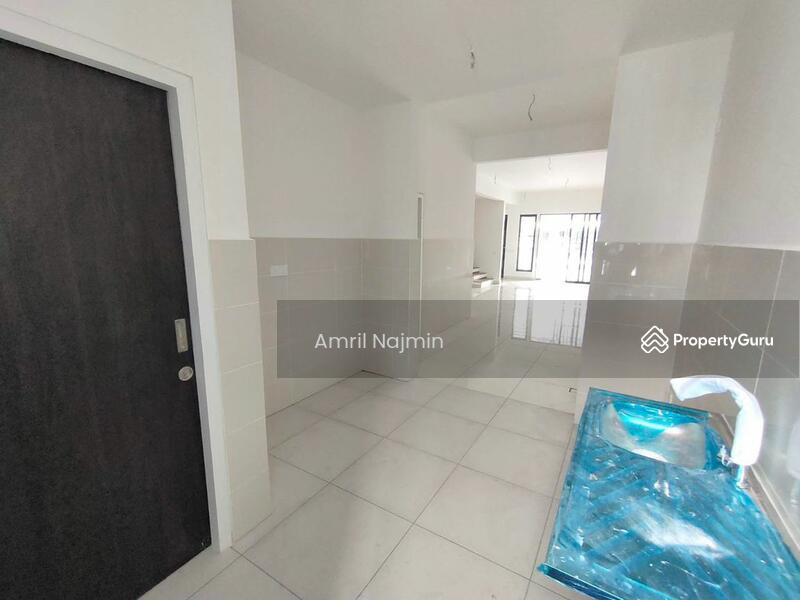 Rumah Teres 2 Tingkat untuk Dijual di Elmina (Shah Alam) - Amril Najmin - PropertyGuru.com.my