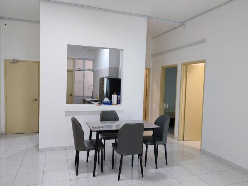 Pangsapuri untuk Disewa di Seri Molek Perdana - Joyce Gan - Dining Room - PropertyGuru.com.my