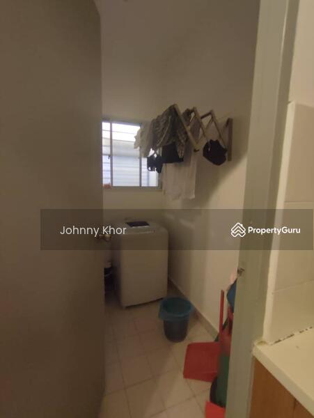 Untuk Disewa - Suria Jelatek