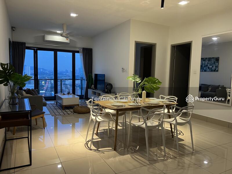 Spacious Dinning Area