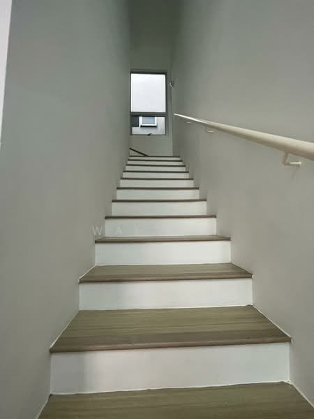 2-storey Terraced House for Sale in Bandar Putra Permai (Seri Kembangan) - Wai Hoe - Interior - PropertyGuru.com.my