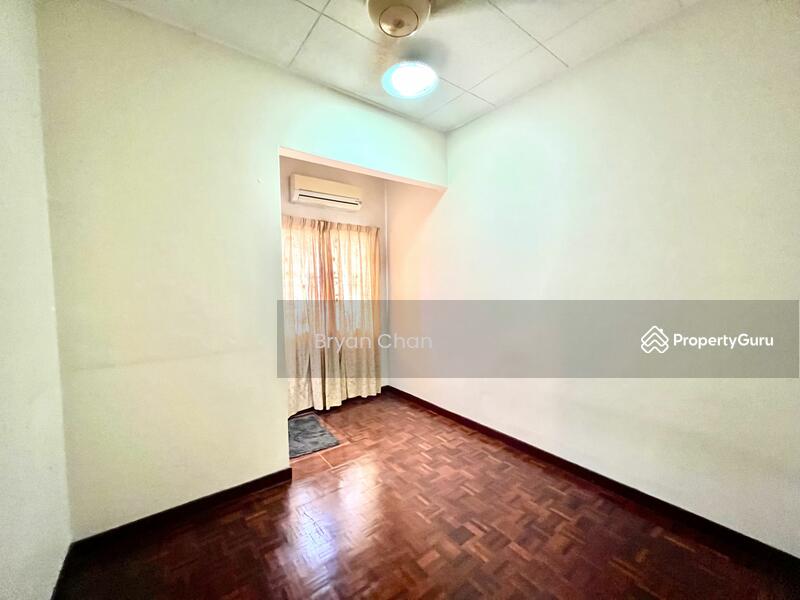Rumah Teres 2 Tingkat untuk Dijual di Taman Kelana Idaman (Ara Damansara) - Bryan Chan - PropertyGuru.com.my