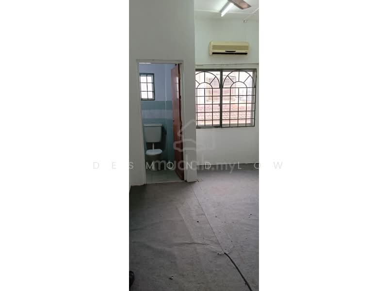 Rumah Teres 2 Tingkat untuk Disewa di Bandar Sungai Long (Selangor) - Desmond Low - Bathroom - PropertyGuru.com.my