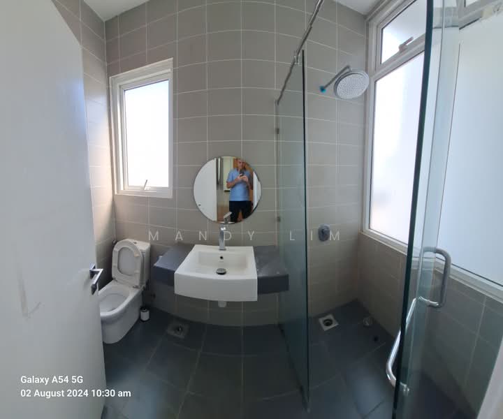 Semi-Detached House for Rent in Cyberjaya (Selangor) - Mandy Lim - Bathroom - PropertyGuru.com.my
