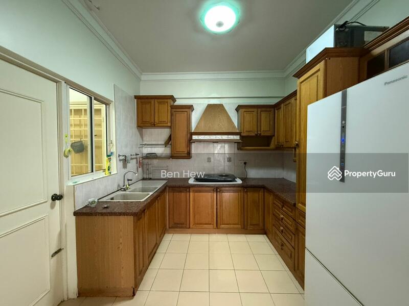 Untuk Dijual - Gold Coast Resort Condominium