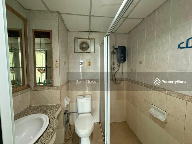 Untuk Dijual - Gold Coast Resort Condominium