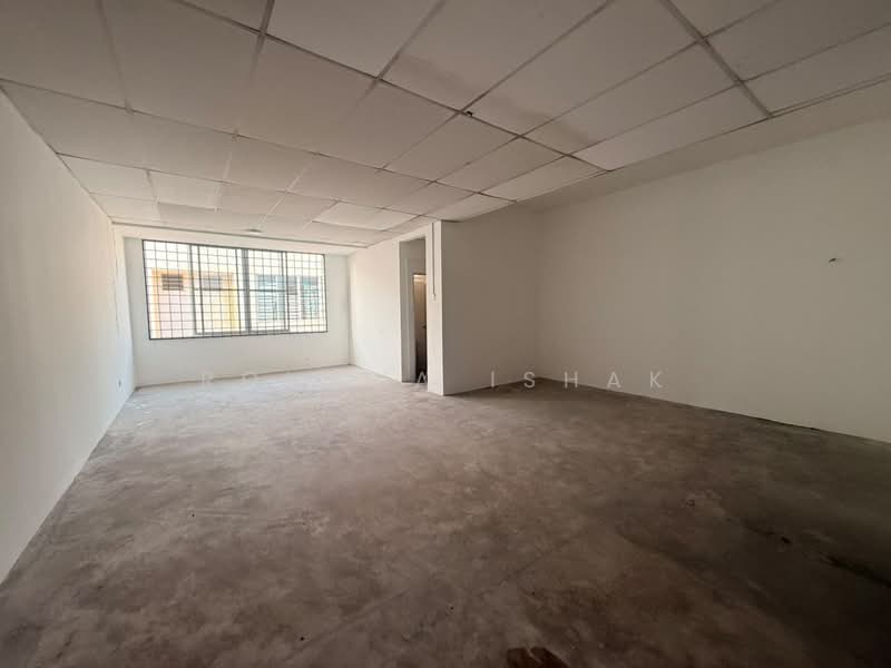Shop / Office for Rent in Alam Suria (Puncak Alam) - Rohana Ishak - Interior - PropertyGuru.com.my