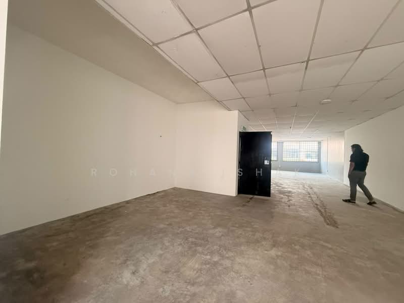 Shop / Office for Rent in Alam Suria (Puncak Alam) - Rohana Ishak - Interior - PropertyGuru.com.my