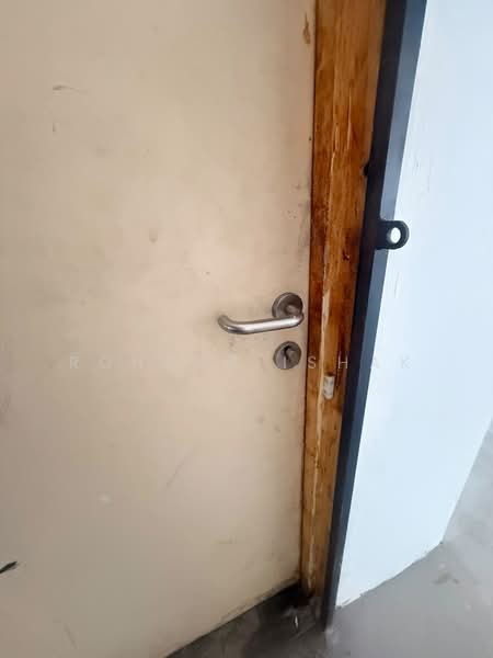 Shop / Office for Rent in Alam Suria (Puncak Alam) - Rohana Ishak - Interior - PropertyGuru.com.my